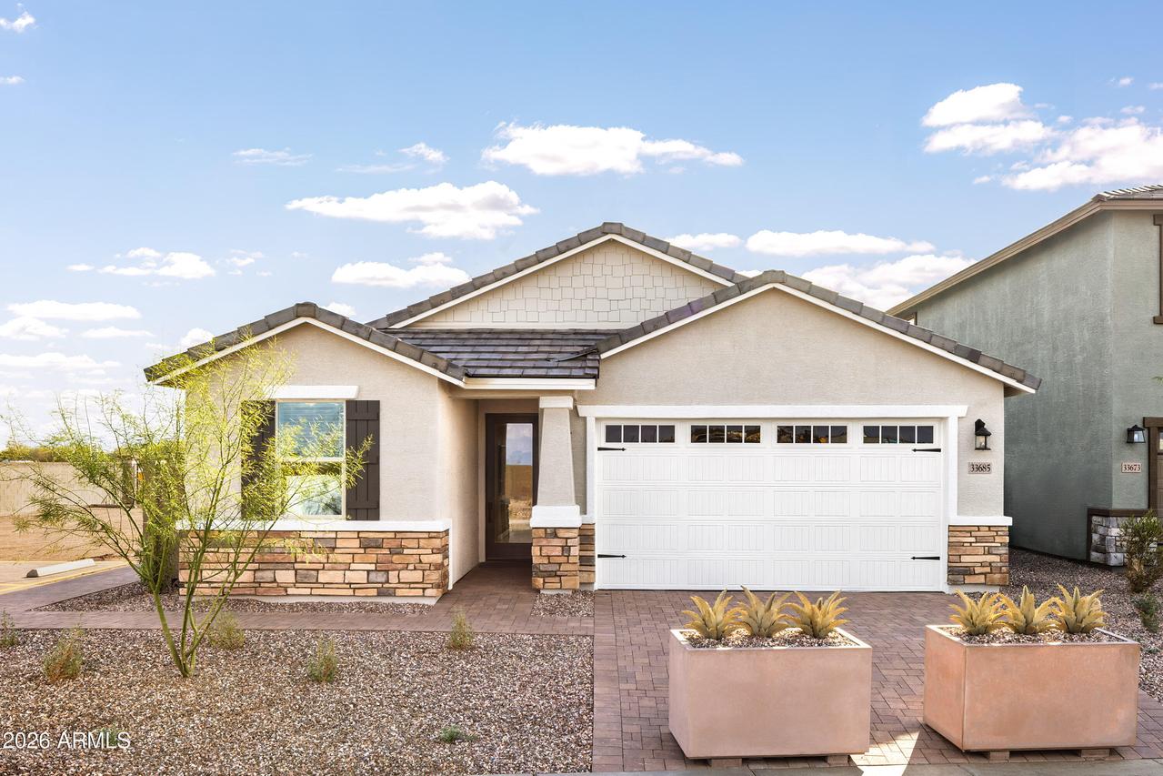 33499 N Vino Dr., San Tan Valley, AZ 85143