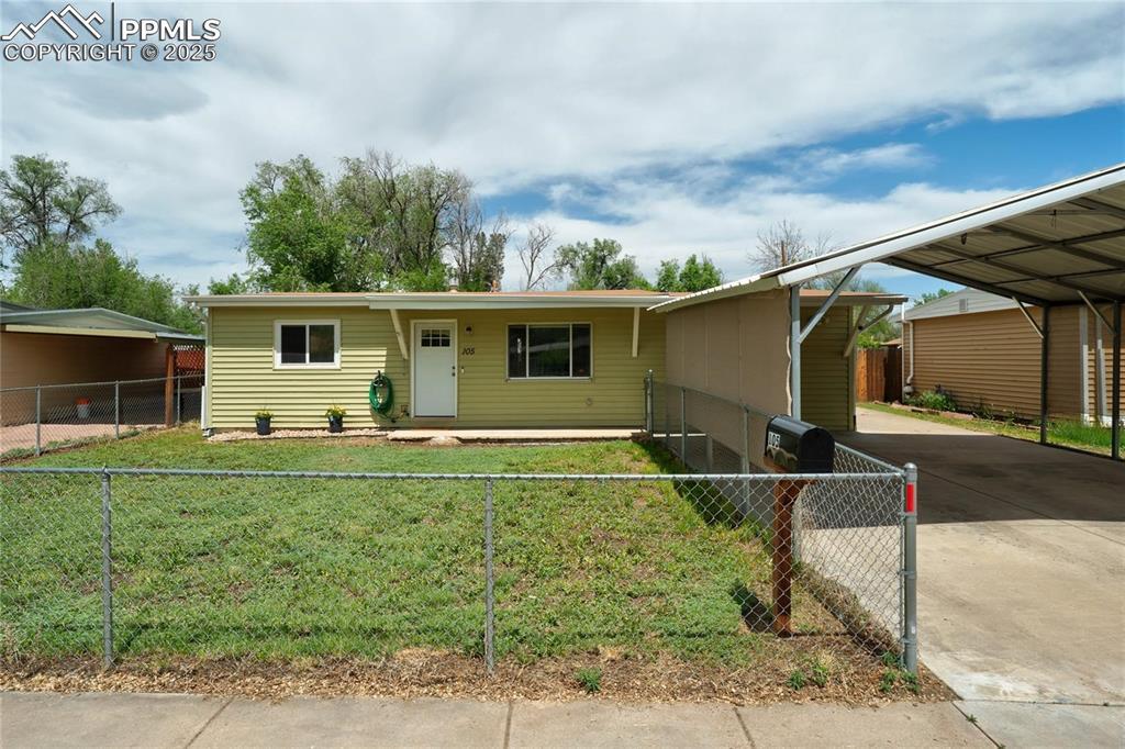 105 Easy St., Colorado Springs, CO 80911