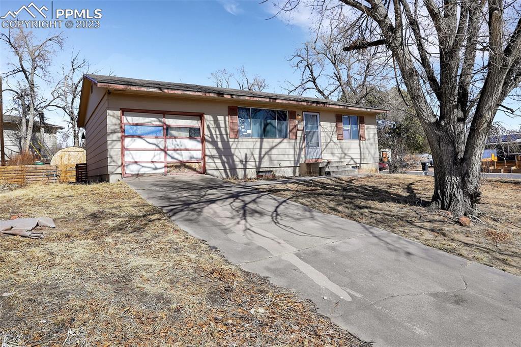 2222 E Fountain Blvd., Colorado Springs, CO 80910