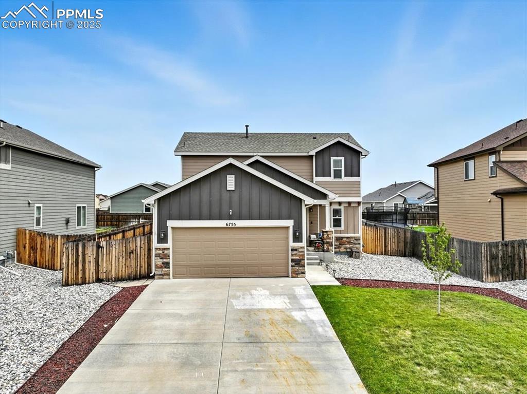 6755 Phantom Way, Colorado Springs, CO 80925