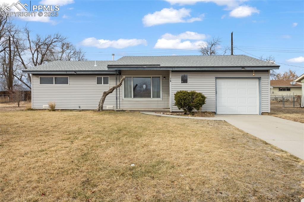 76 Davie Dr., Colorado Springs, CO 80911