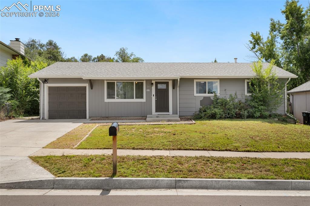 247 Vehr Dr., Colorado Springs, CO 80916