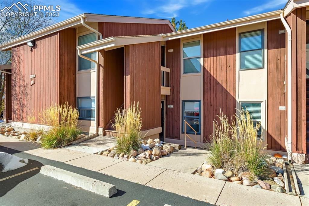 4523 N Carefree Cir. #A, Colorado Springs, CO 80917