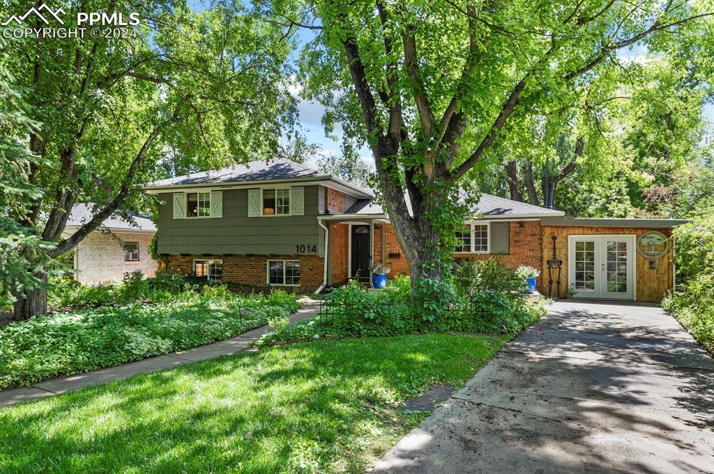 1014 Adams Dr., Colorado Springs, CO 80904