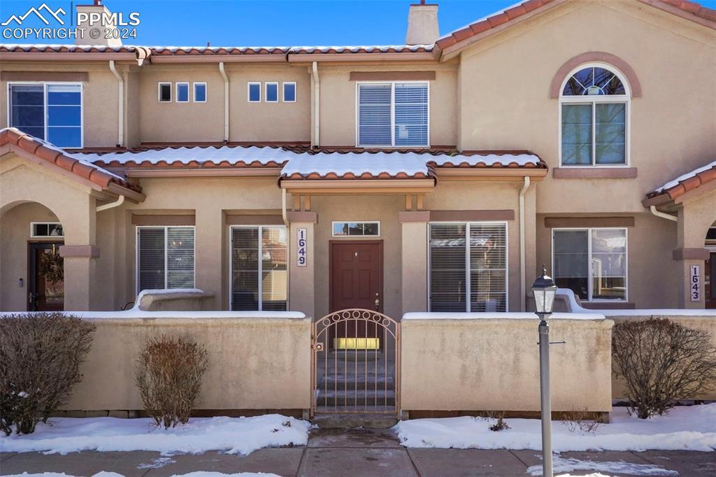 1649 Courtyard Heights, Colorado Springs, CO 80906