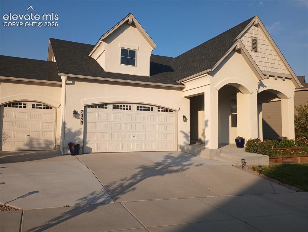 7353 Rim Bluff Ln., Colorado Springs, CO 80927