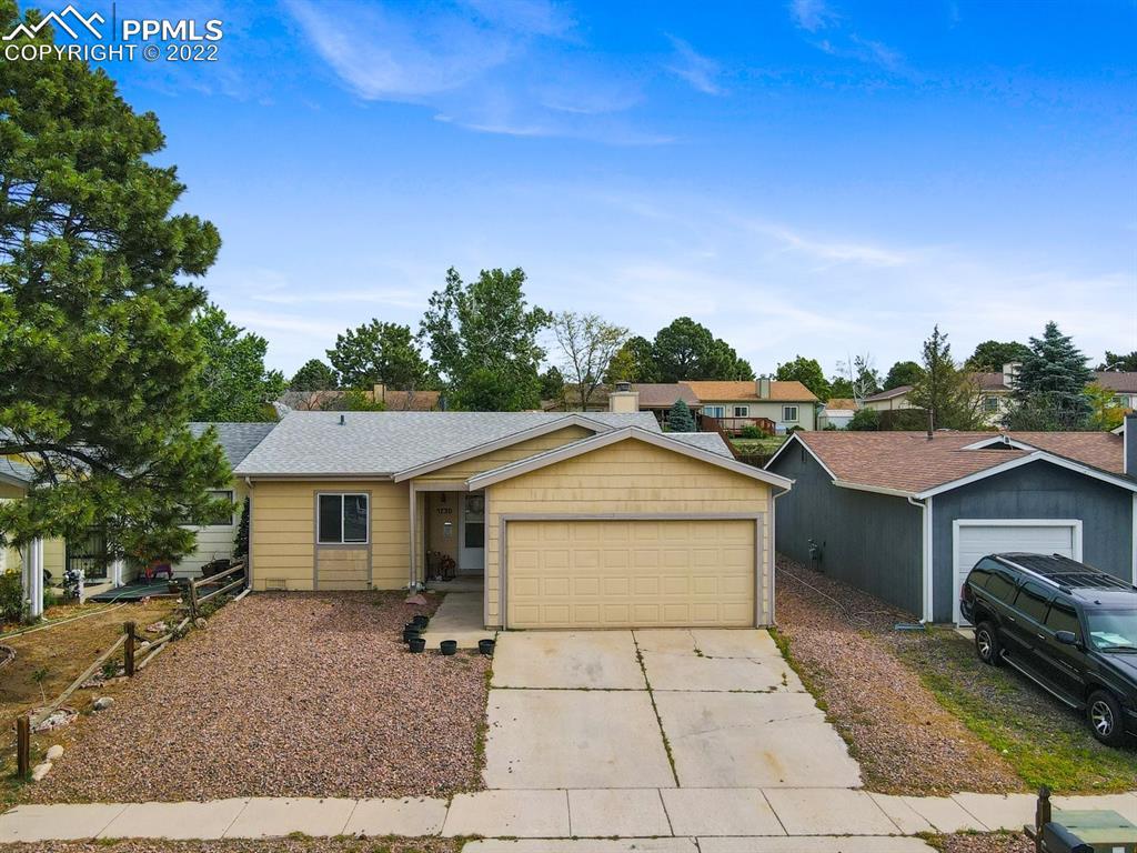 5730 S Buckskin Pass Dr., Colorado Springs, CO 80917