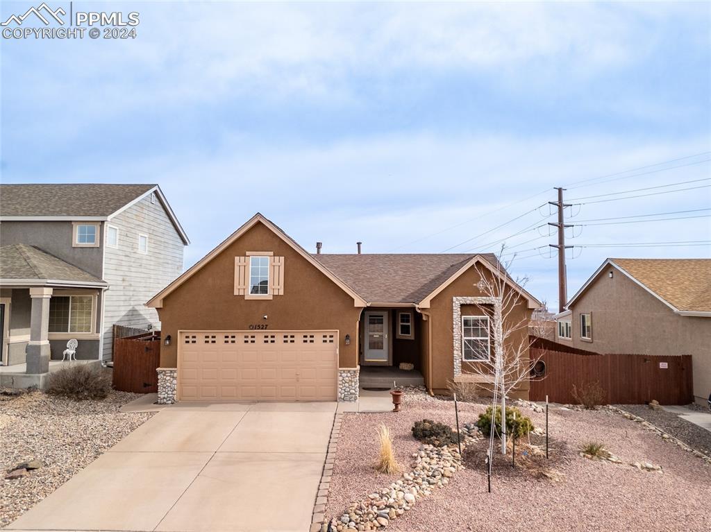 1527 Woodpark Dr., Colorado Springs, CO 80951