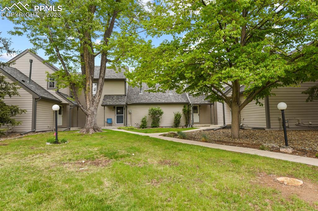 330 Cobblestone Dr., Colorado Springs, CO 80906