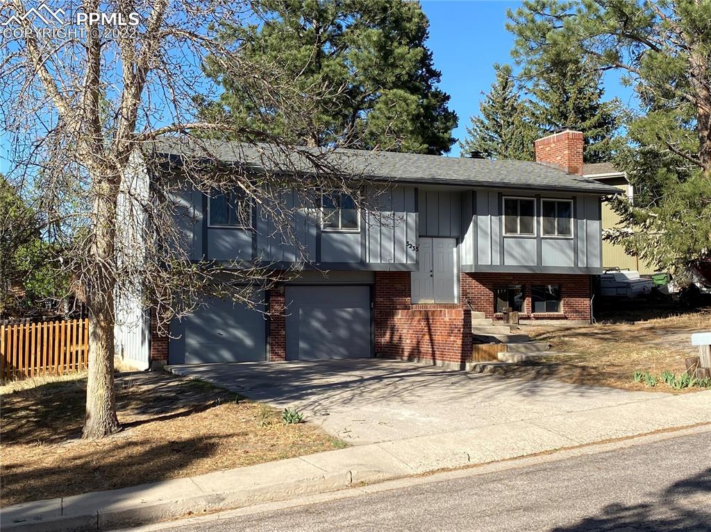 3235 Squaw Valley Dr., Colorado Springs, CO 80918