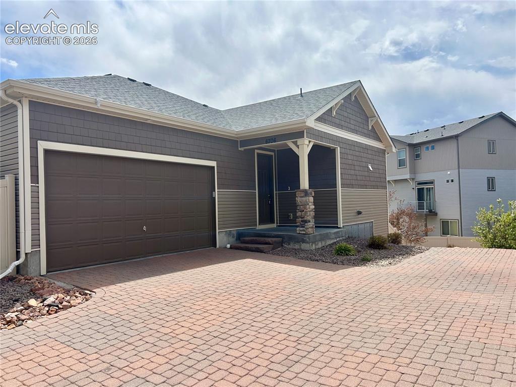 6706 Golden Briar Ln., Colorado Springs, CO 80927