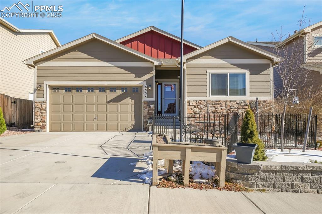 6887 Edmondstown Dr., Colorado Springs, CO 80923