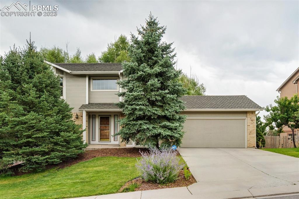 6175 Moorfield Ave., Colorado Springs, CO 80919