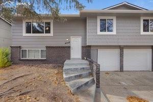 6540 Brook Park Dr., Colorado Springs, CO 80918
