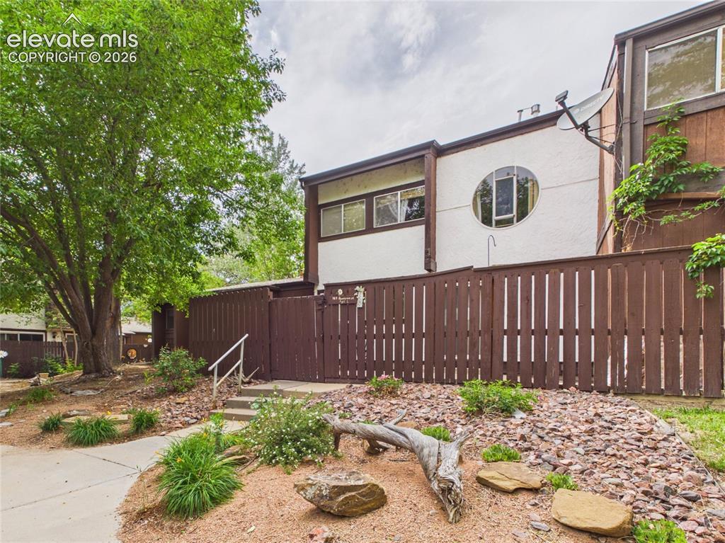 164 Bonnymede Rd. #E, Pueblo, CO 81001