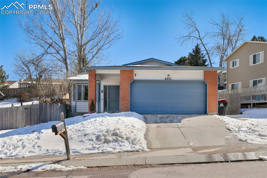 3555 Point Of The Rocks Dr., Colorado Springs, CO 80918