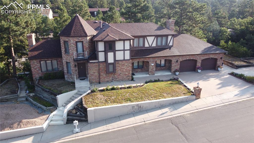 5835 Spurwood Ct., Colorado Springs, CO 80918