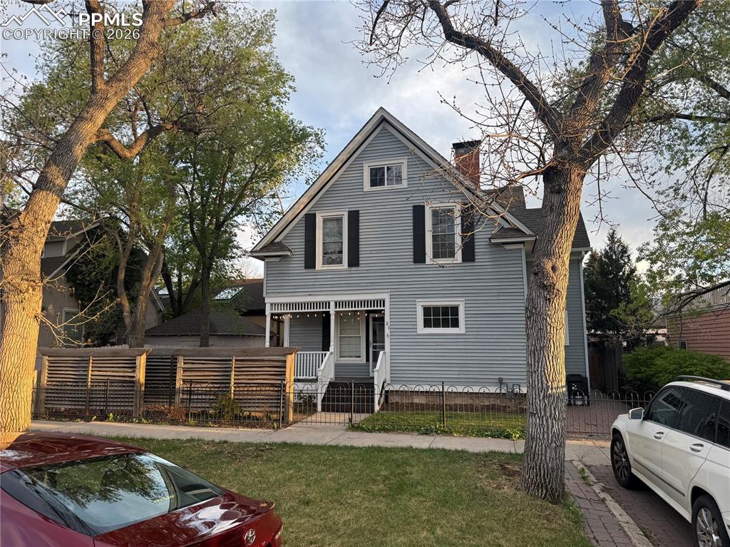 21 E Caramillo St., Colorado Springs, CO 80907
