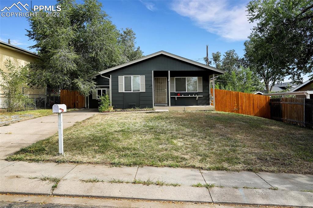 2235 Whitewood Dr., Colorado Springs, CO 80910