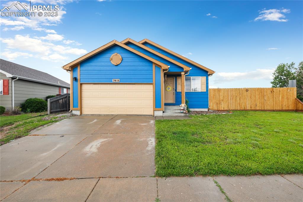 7419 Willowind Dr., Colorado Springs, CO 80922