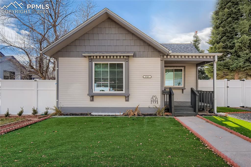5745 Gunshot Pass Dr., Colorado Springs, CO 80917