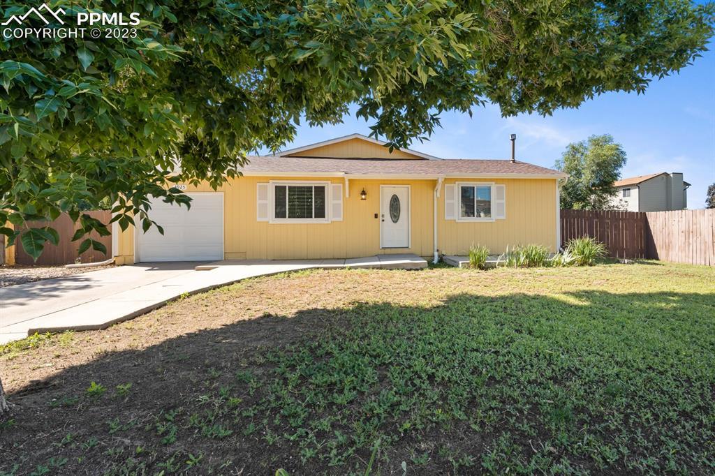 4925 Ivor Dr., Colorado Springs, CO 80916