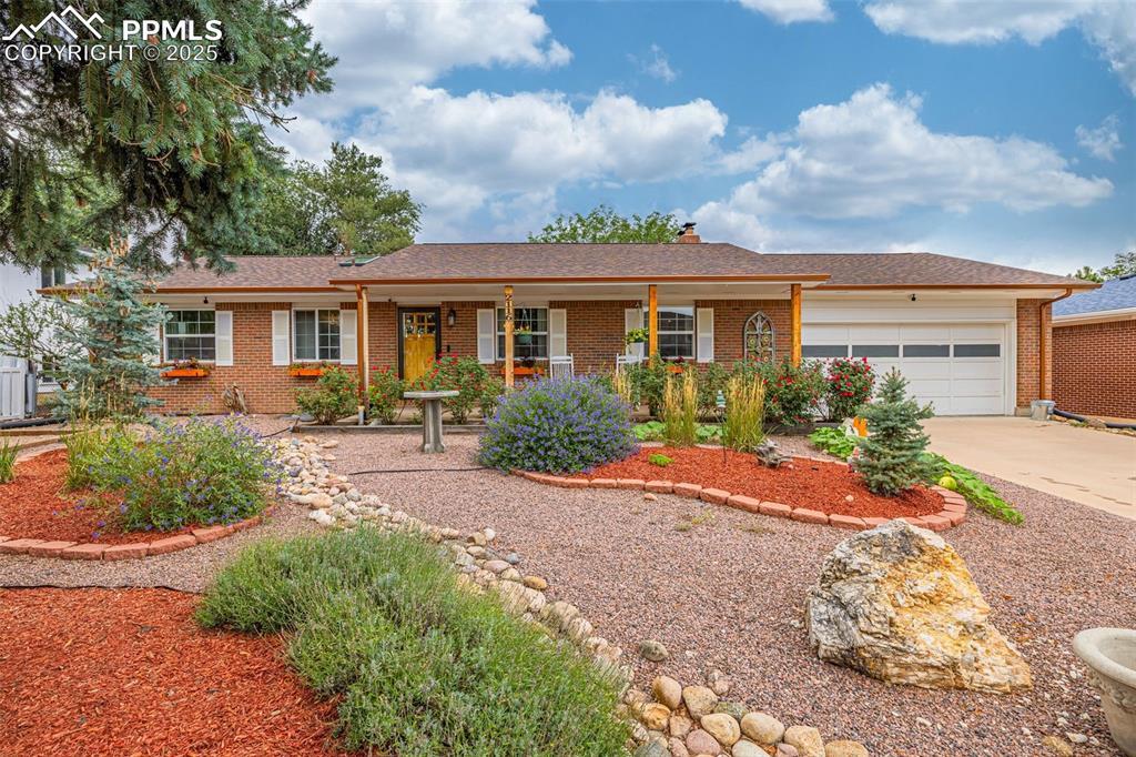 2116 Woodburn St., Colorado Springs, CO 80906