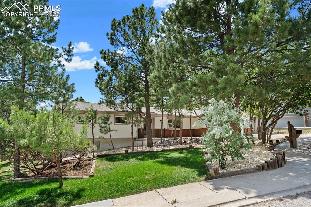 575 Big Sky Ct., Colorado Springs, CO 80919