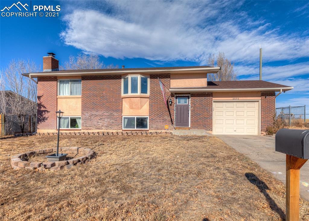 6850 Defoe Ave., Colorado Springs, CO 80911