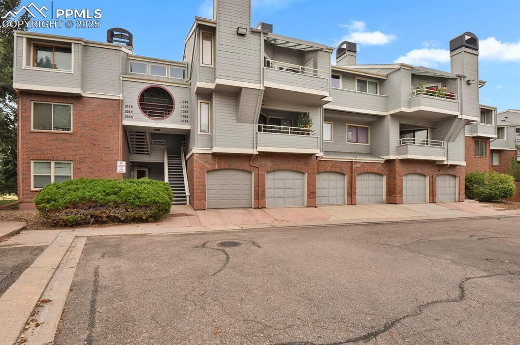 1054 Acapulco Ct., Colorado Springs, CO 80910