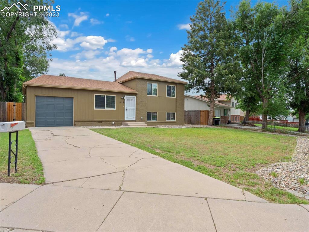 247 Tanna Ct., Colorado Springs, CO 80916