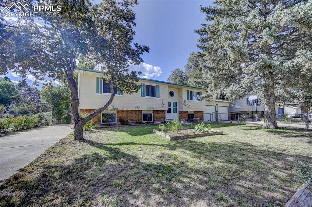 6760 Harding St., Colorado Springs, CO 80911
