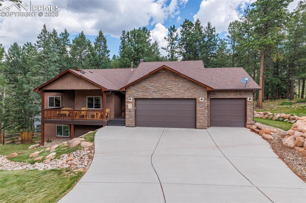 135 Cirrus Ct., Woodland Park, CO 80863