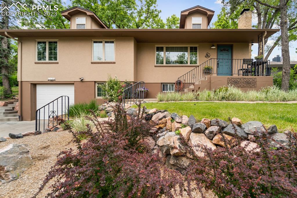 1328 Cheyenne Blvd., Colorado Springs, CO 80906