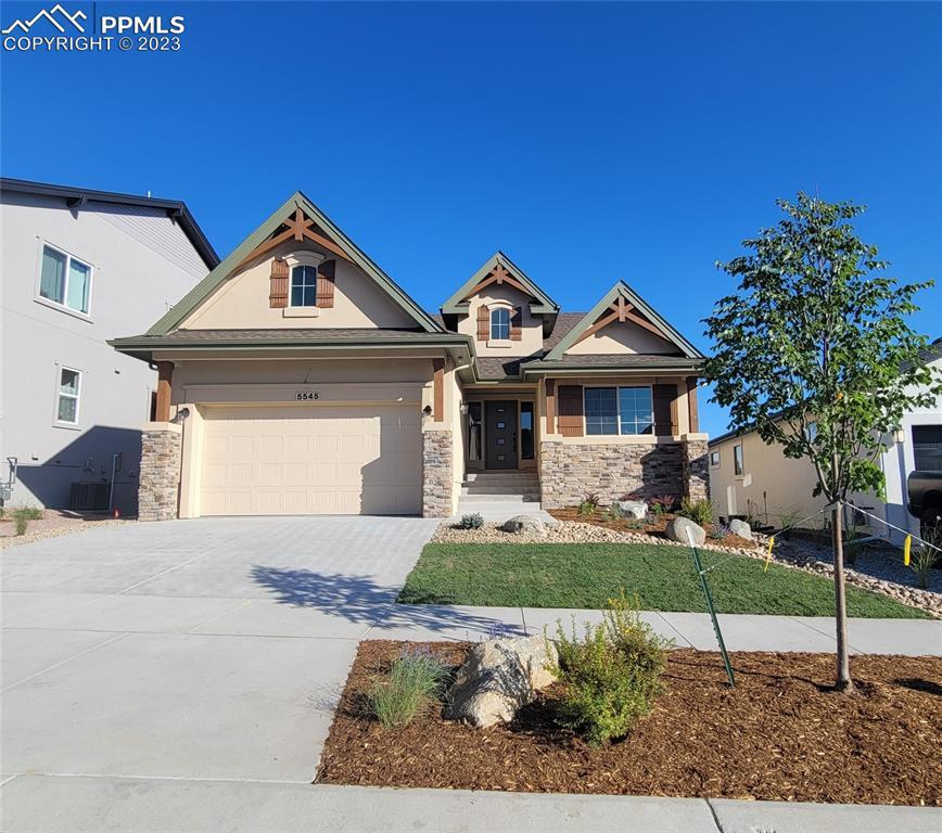 5545 Gansevoort Dr., Colorado Springs, CO 80924
