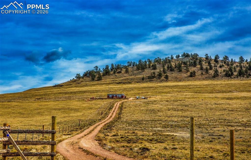 1888 Lakeview Dr., Lake George, CO 80827