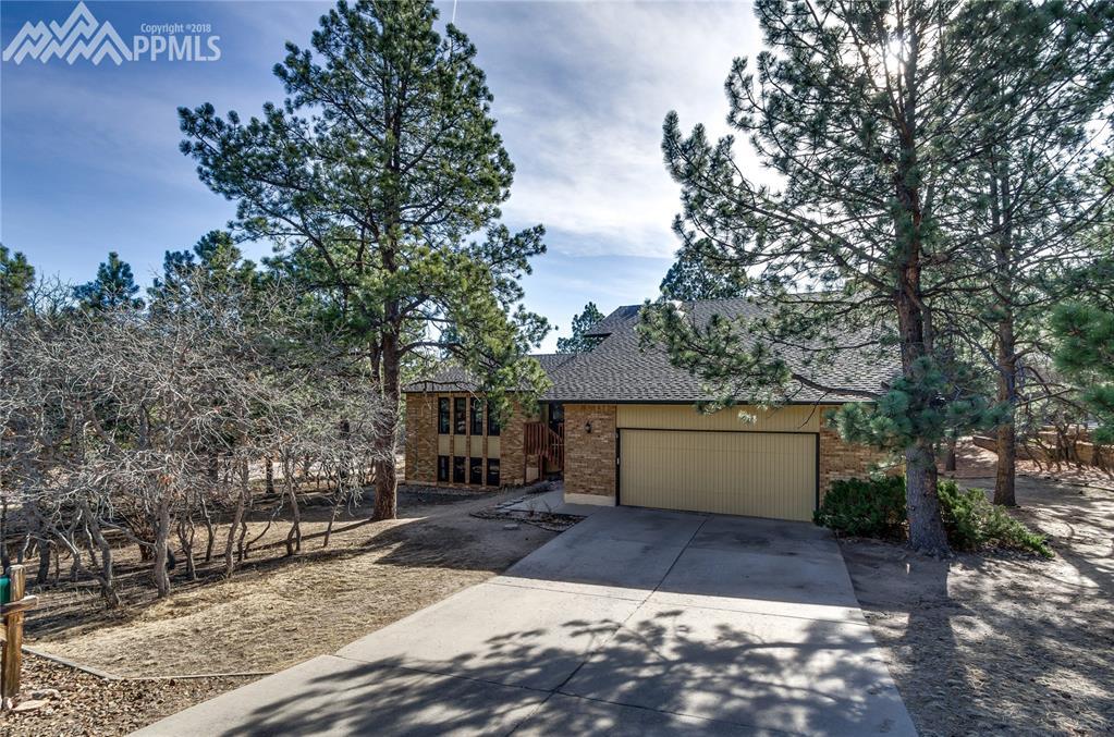 6935 Oak Hills Cir., Colorado Springs, CO 80919