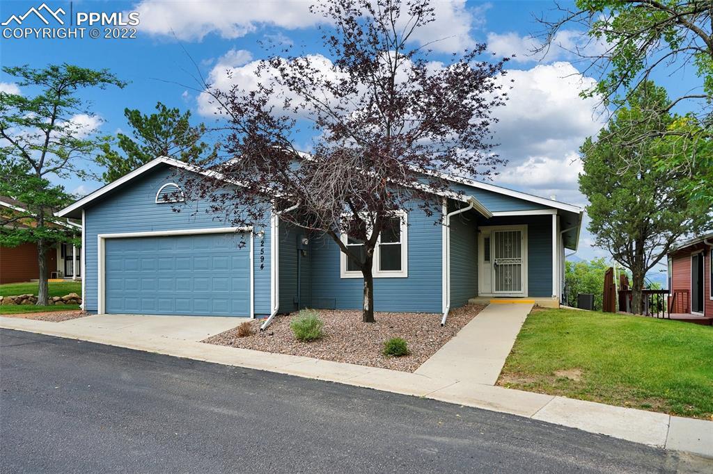 2594 Patriot Heights, Colorado Springs, CO 80904