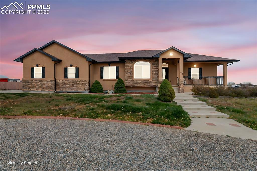 777 Woodleaf Dr., Pueblo, CO 81007
