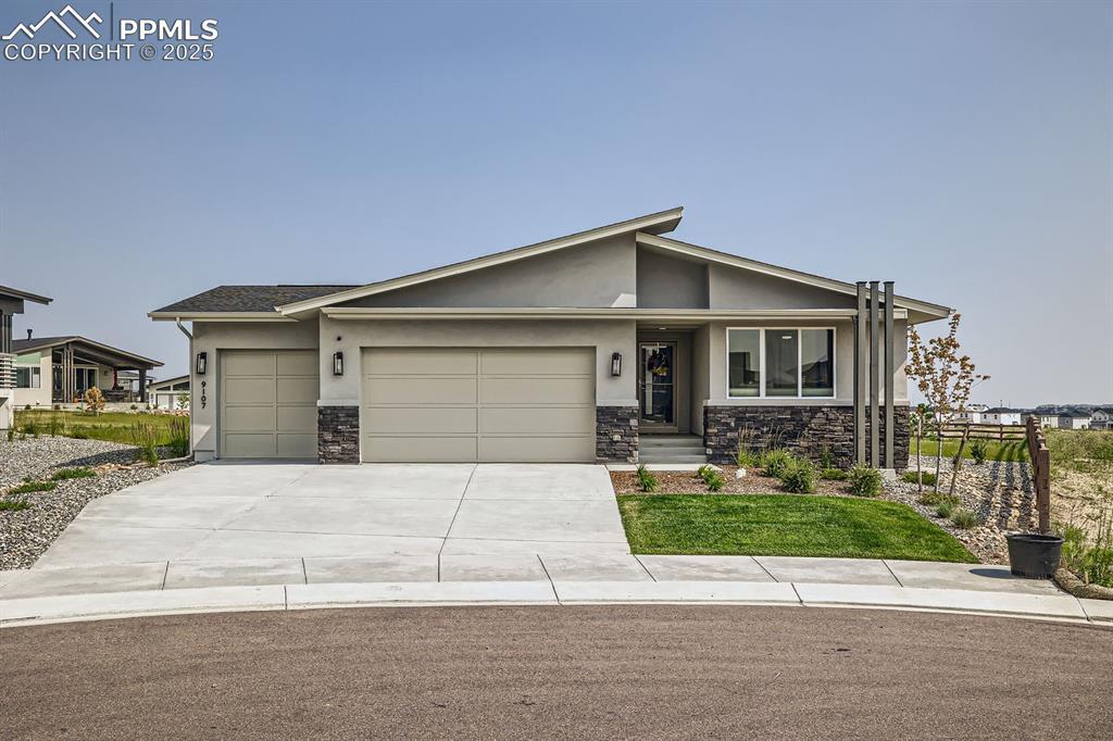 9107 Glitter Way, Colorado Springs, CO 80924