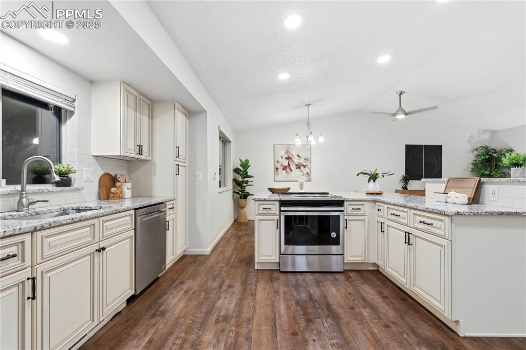 2326 Parliament Dr., Colorado Springs, CO 80920