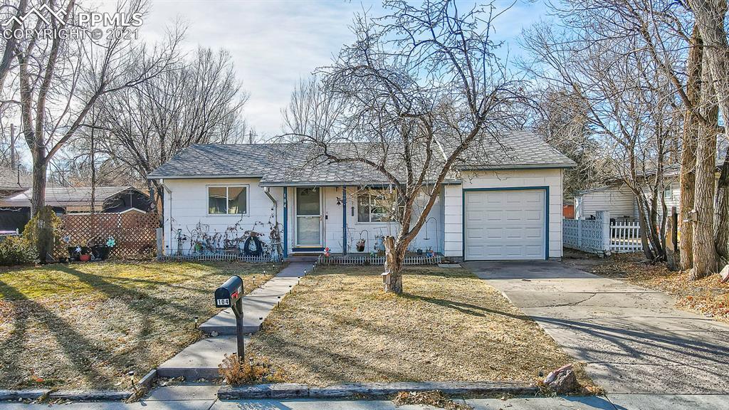 104 Linden Dr., Colorado Springs, CO 80911
