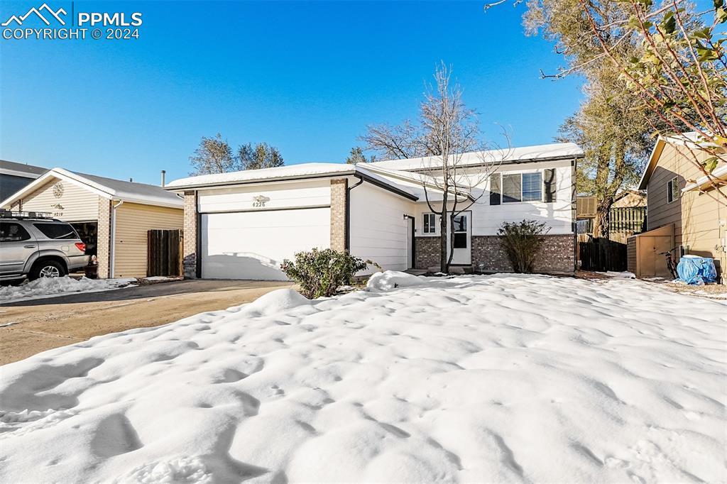 4226 Dooley Way, Colorado Springs, CO 80911