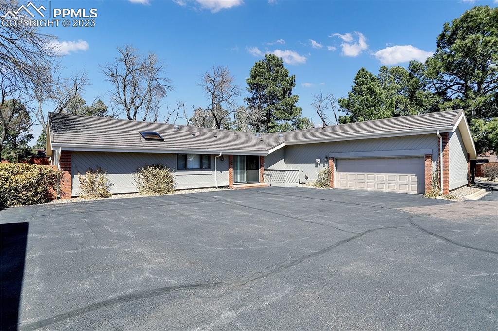 2710 Springmede Ct., Colorado Springs, CO 80906