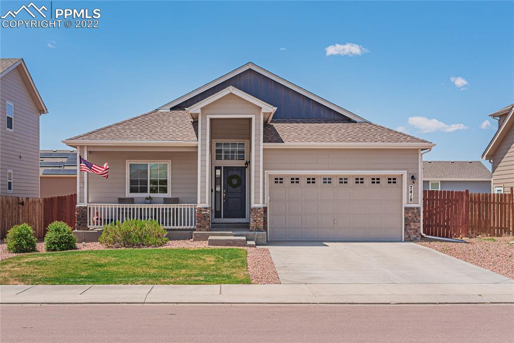 7418 Peachleaf Dr., Colorado Springs, CO 80925
