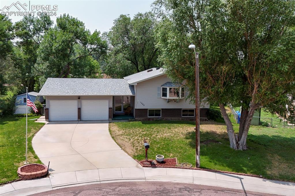 1585 Terra Vista Ln., Colorado Springs, CO 80911