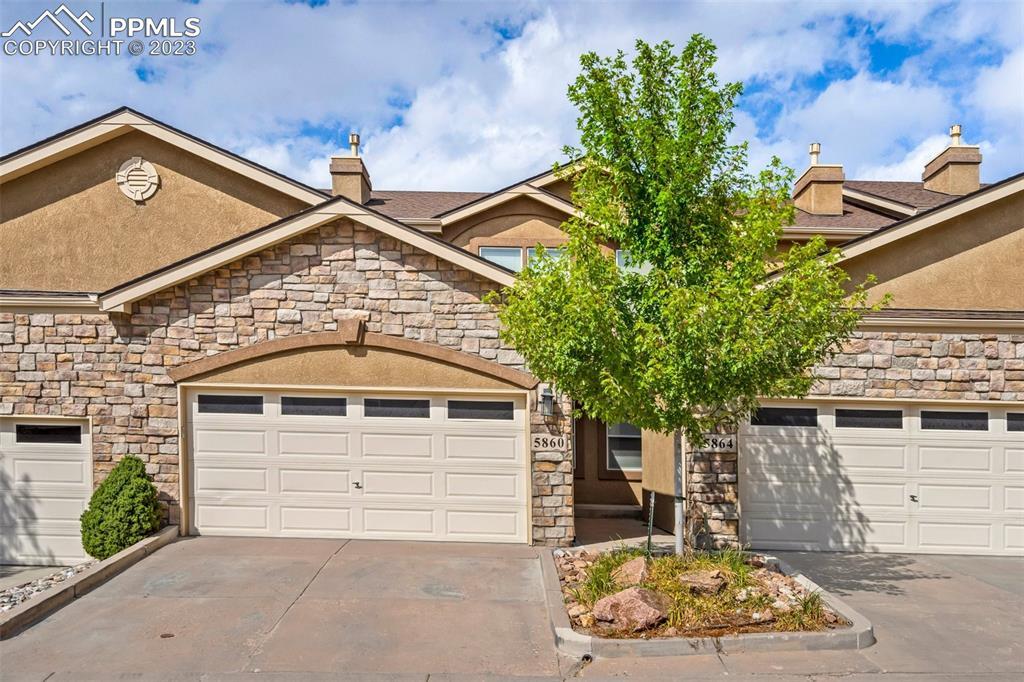 5860 New Crossings Point, Colorado Springs, CO 80918