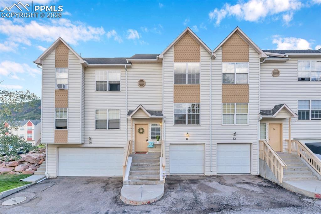74 Vale Cir., Palmer Lake, CO 80133