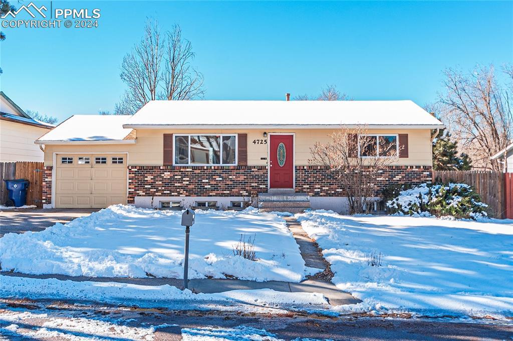 4725 S Splendid Cir., Colorado Springs, CO 80917