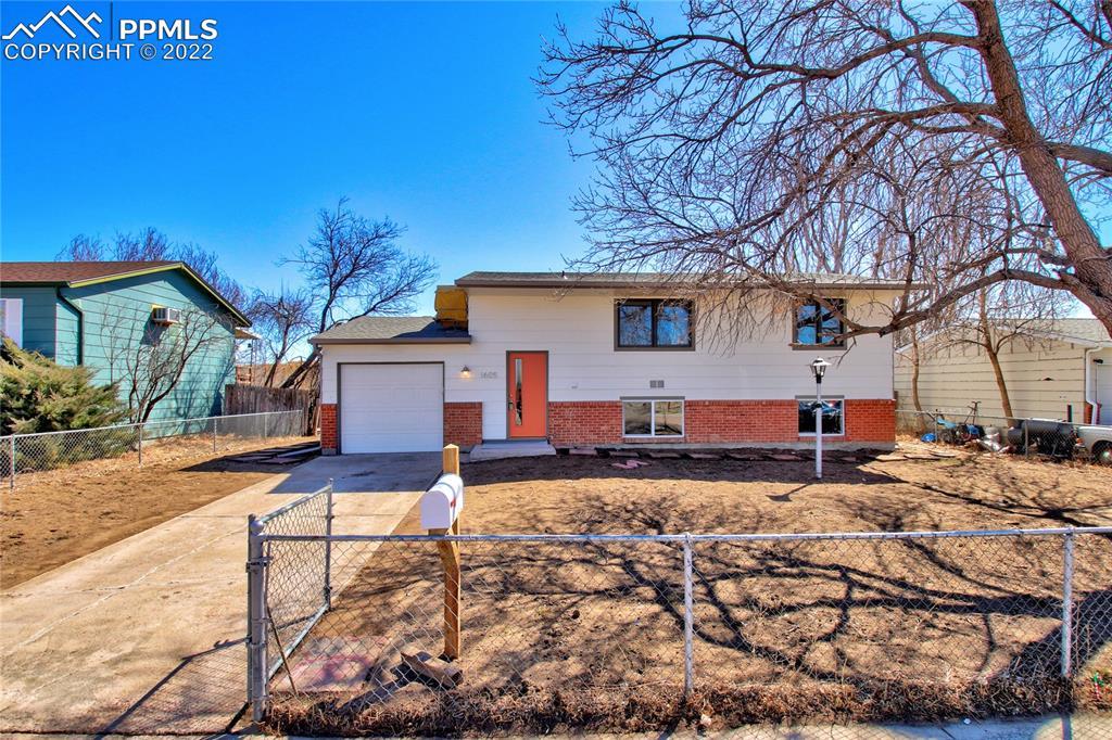 1605 Mineola St., Colorado Springs, CO 80915
